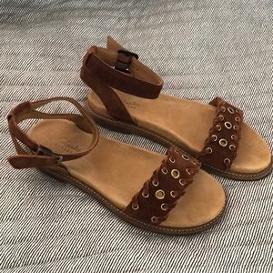 Clarks Suede Sandal